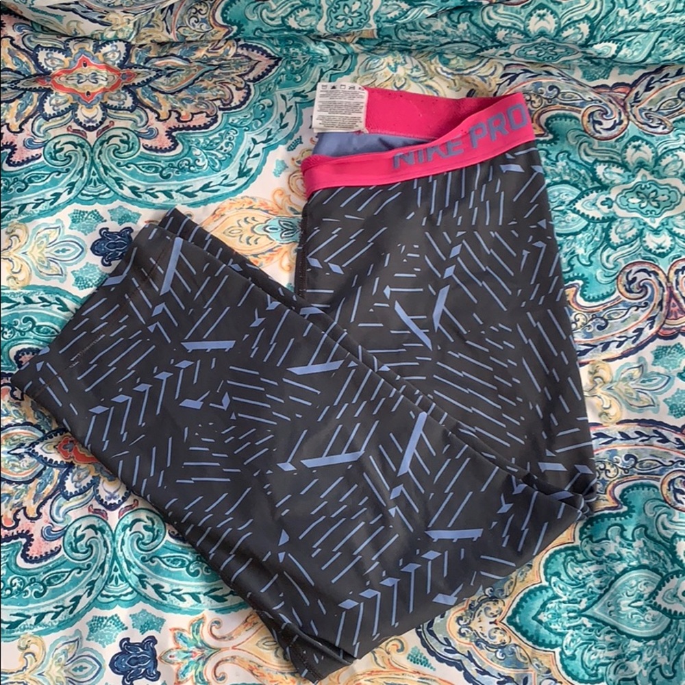 Nike pro leggings